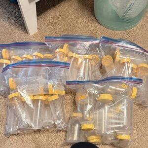 Medela Yellow and Clear Baby Bottles